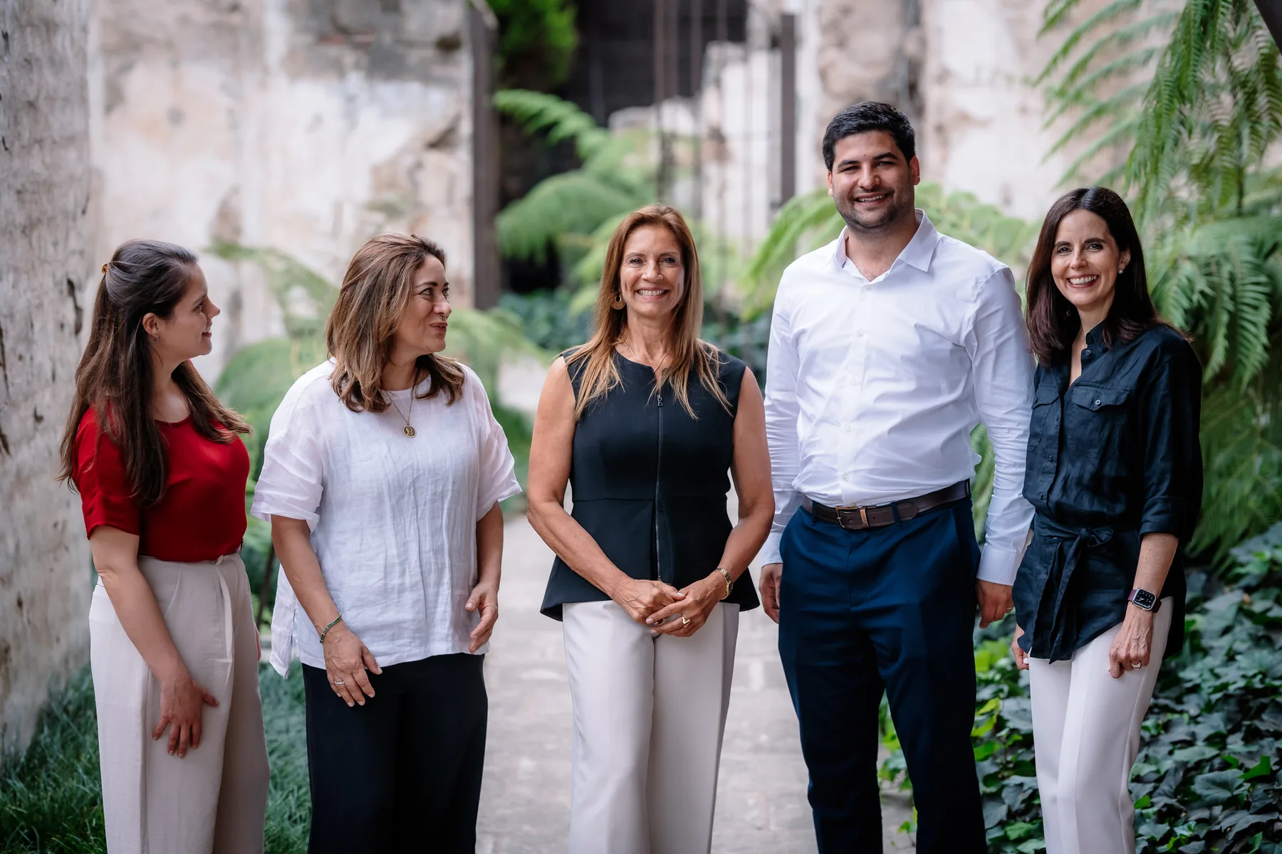 El equipo de Trascendencia en Antigua, Guatemala